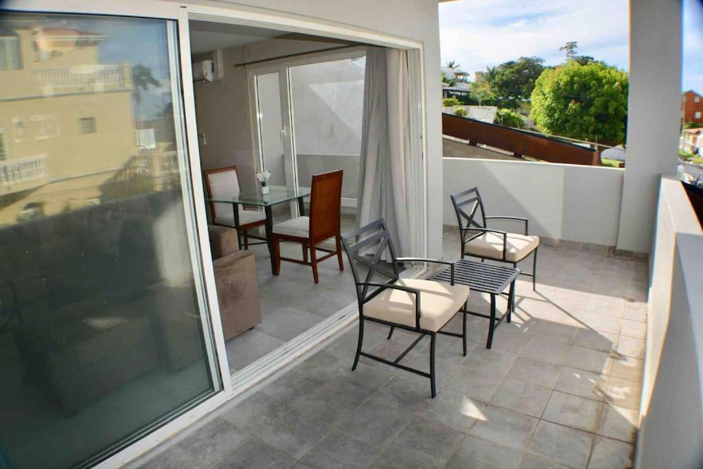 Blue Sky 1 Bedroom Apartment In Simpson Bay Koolbaai Kültér fotó